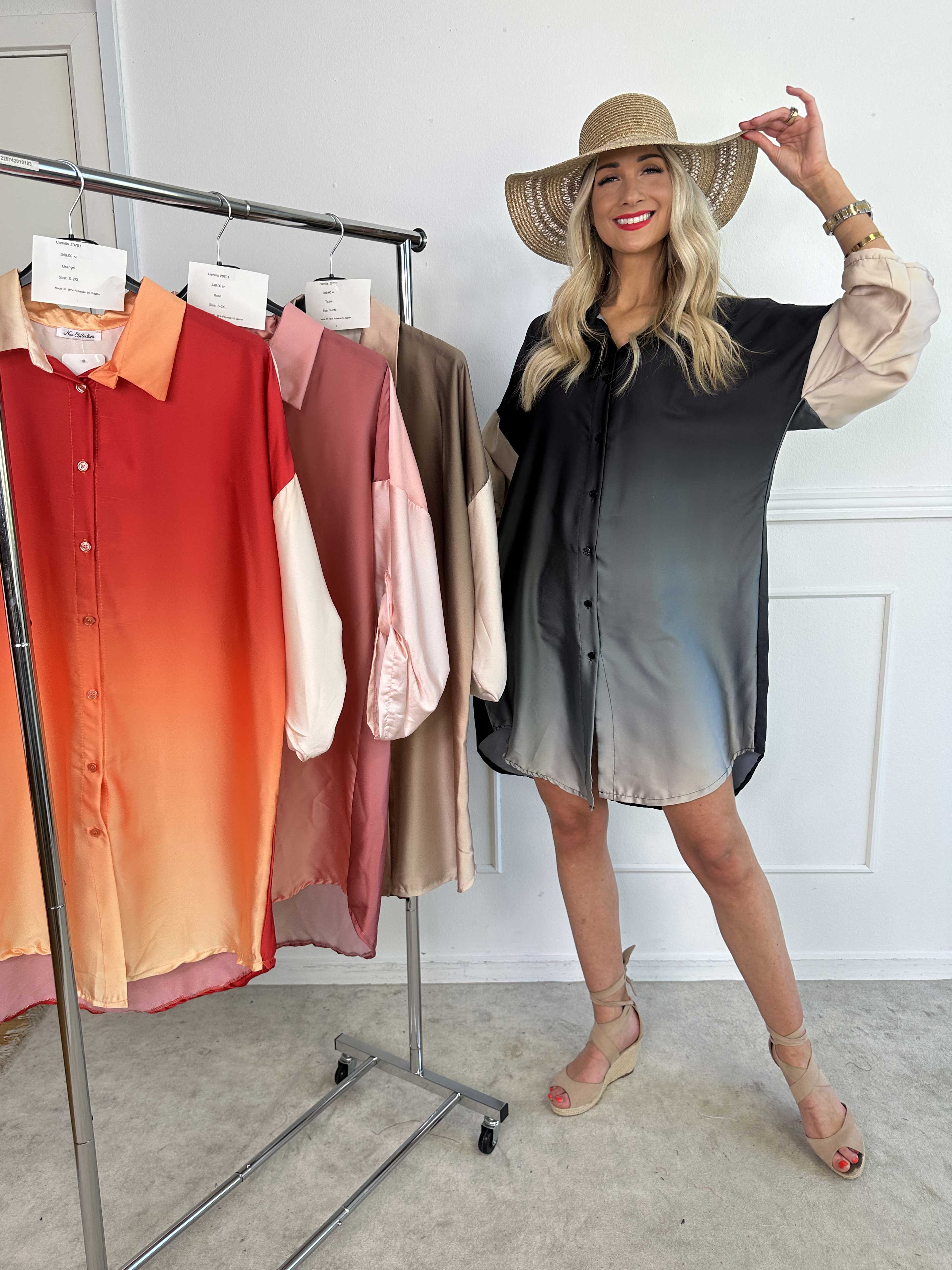 Camilia - Skjortklänning i lös passform i flerfärgad